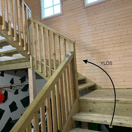 Vaeltajankulma H6 Ylläsjärvi