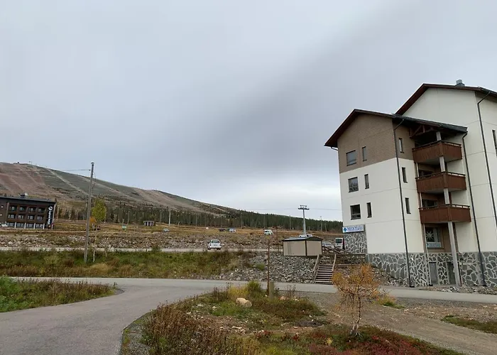 Vaeltajankulma H6 Ylläsjärvi